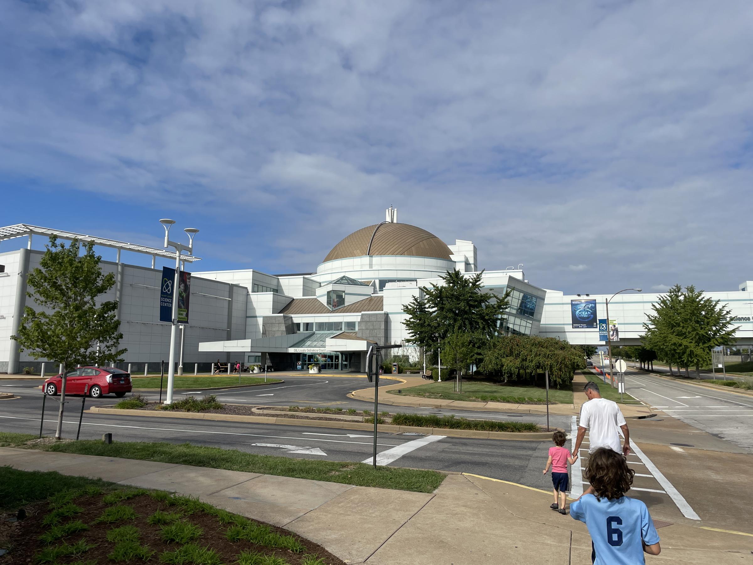 Saint Louis Science Center Review - Amazing Free Fun For Kids And Adults